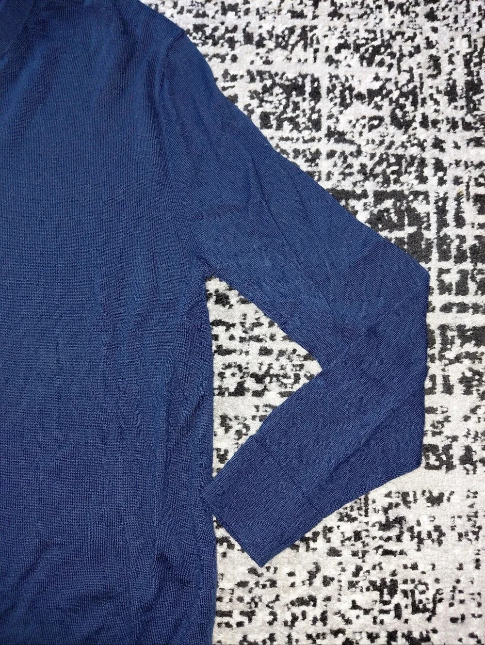 Banana Republic Men’s Merino Wool Crew Neck Sweater M Navy Blue Quiet Luxury CC